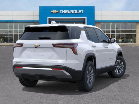 New 2026 Chevrolet Equinox LT FWD image 4