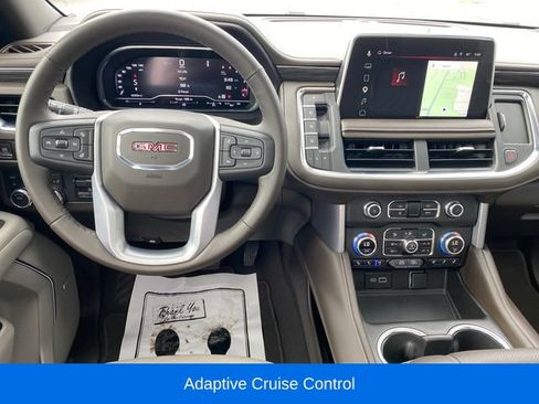 Certified 2023 GMC Yukon SLT w/ SLT Luxury Package AWD/4WD image 7