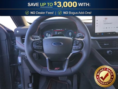 Used 2025 Ford Explorer ST image 18