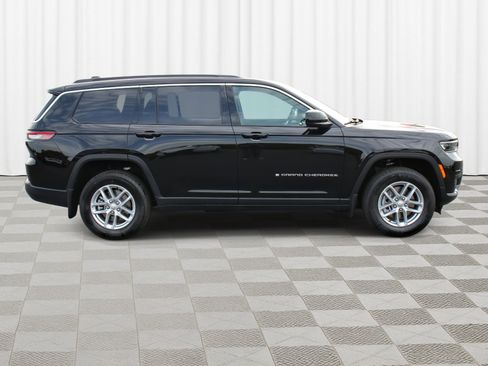 New 2025 Jeep Grand Cherokee L Laredo w/ Luxury Tech Group I image 30