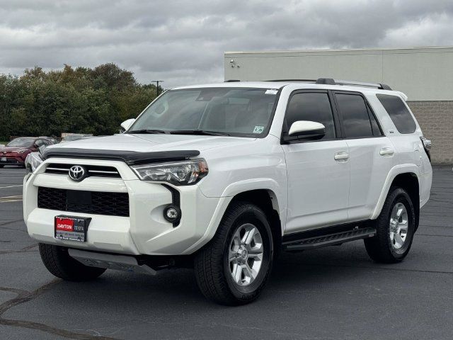 Used 2023 Toyota 4Runner SR5 AWD/4WD image 4
