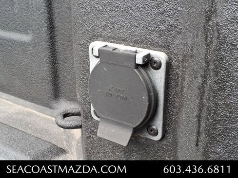 Used 2023 Chevrolet Silverado 1500 High Country w/ Technology Package image 6