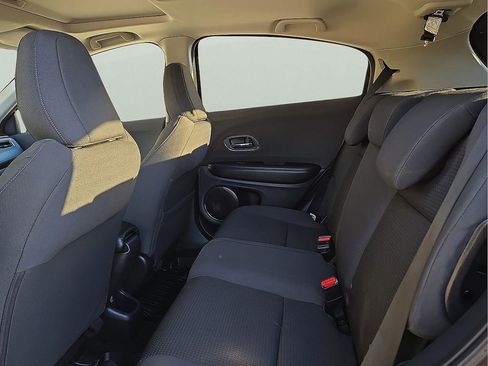 Used 2022 Honda HR-V EX image 10