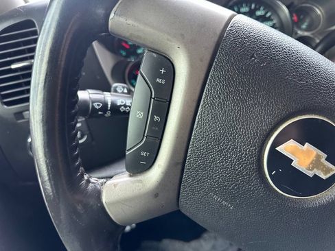 Used 2010 Chevrolet Silverado 1500 LT AWD/4WD image 21