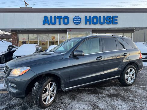 Used 2013 Mercedes-Benz ML 350 ML 350 4MATIC AWD 4dr SUV image 1