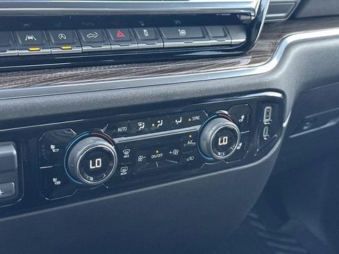 Used 2025 Chevrolet Silverado 1500 LT image 31