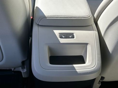 Certified 2023 Volvo XC60 B5 Core w/ Climate Package image 26