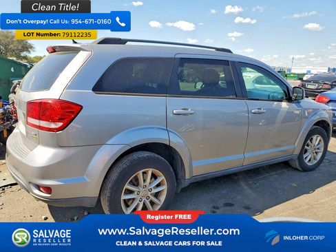 Used 2017 Dodge Journey SXT w/ Comfort/Convenience Group FWD image 4