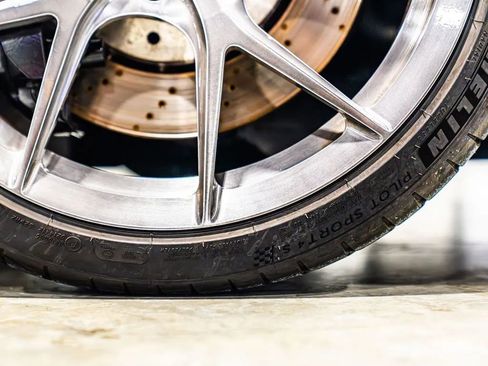 Used 2012 Audi R8 V10 image 56