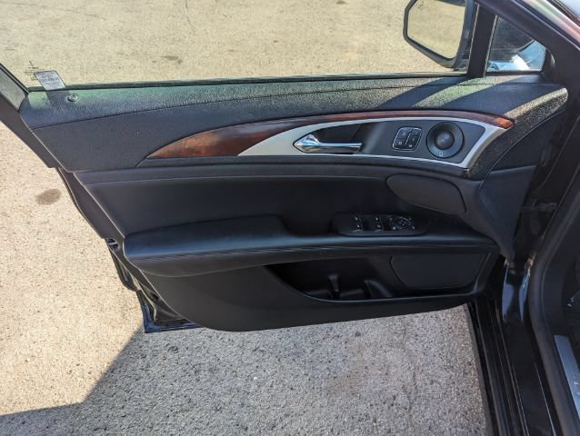 Used 2020 Lincoln MKZ Reserve w/ Elements Package FWD image 12