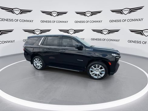 Used 2023 Chevrolet Tahoe High Country AWD/4WD image 2