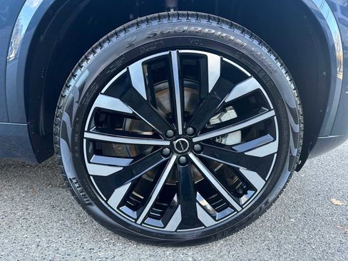 New 2026 Volvo XC90 B6 Ultra image 9