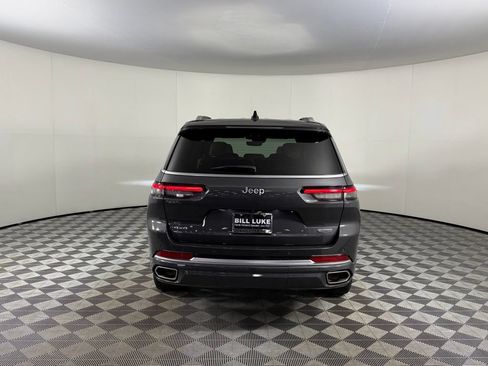 Used 2024 Jeep Grand Cherokee L Summit w/ Luxury Tech Group V AWD/4WD image 7