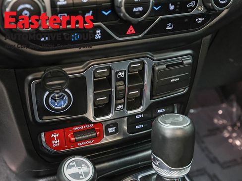 Used 2023 Jeep Wrangler Unlimited Rubicon 4xe w/ Steel Bumper Group image 21