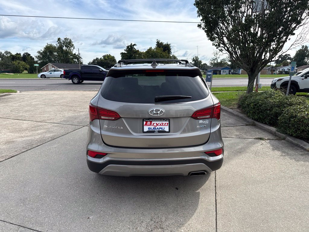 Used 2017 Hyundai Santa Fe Sport FWD image 6