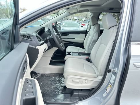 New 2026 Honda Odyssey EX-L image 2