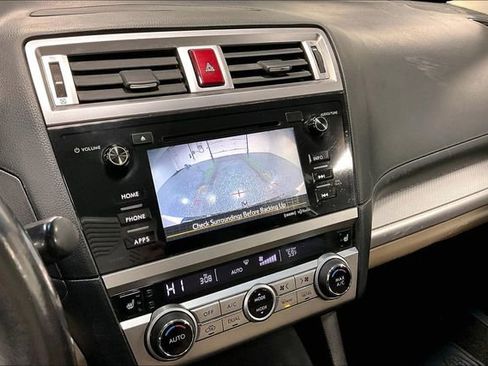 Used 2015 Subaru Outback 2.5i Premium image 14