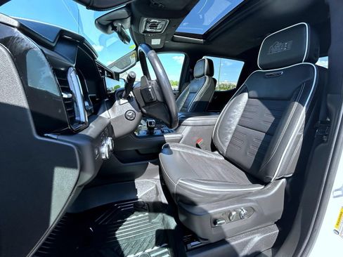 Certified 2023 GMC Sierra 1500 AT4X w/ AT4X AEV Edition AWD/4WD image 11