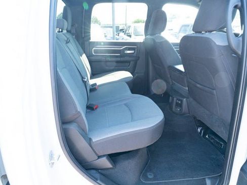 Certified 2024 RAM 2500 Big Horn AWD/4WD image 38