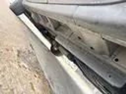 Used 2019 Chevrolet Traverse LT FWD image 16
