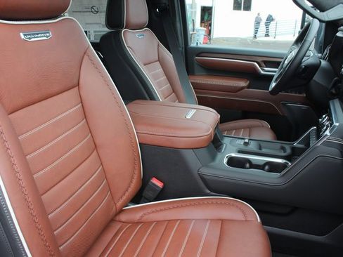 New 2026 GMC Sierra 3500 Denali Ultimate image 36