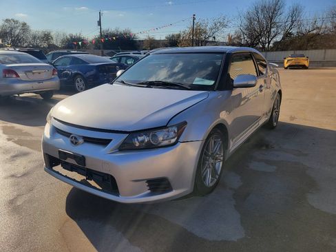 Used 2012 Scion tC FWD image 5