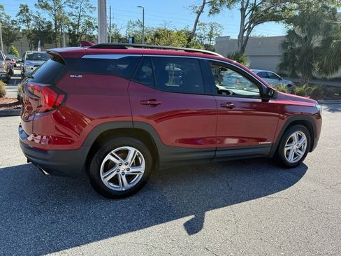 Used 2018 GMC Terrain SLE w/ Driver Convenience Package image 13