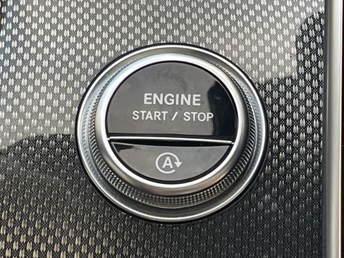 Certified 2024 Mercedes-Benz C 300 Sedan image 33