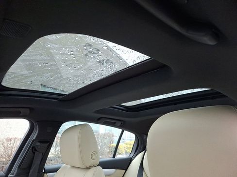 Certified 2023 Cadillac CT5 Luxury w/ Sun And Sound Package image 15