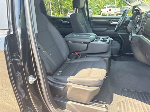 Certified 2026 Chevrolet Silverado 1500 RST AWD/4WD image 23