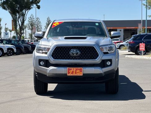 Used 2019 Toyota Tacoma TRD Sport w/ Technology Package RWD image 8