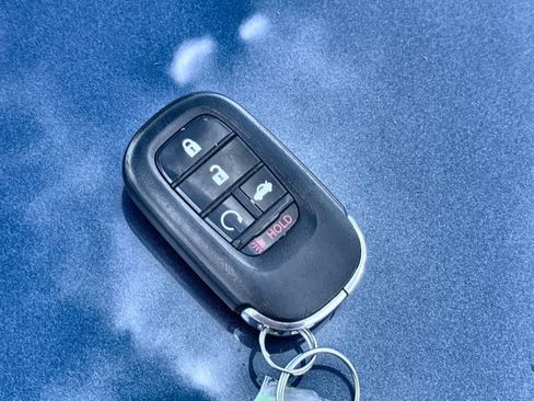 Used 2025 Honda Accord SE image 28