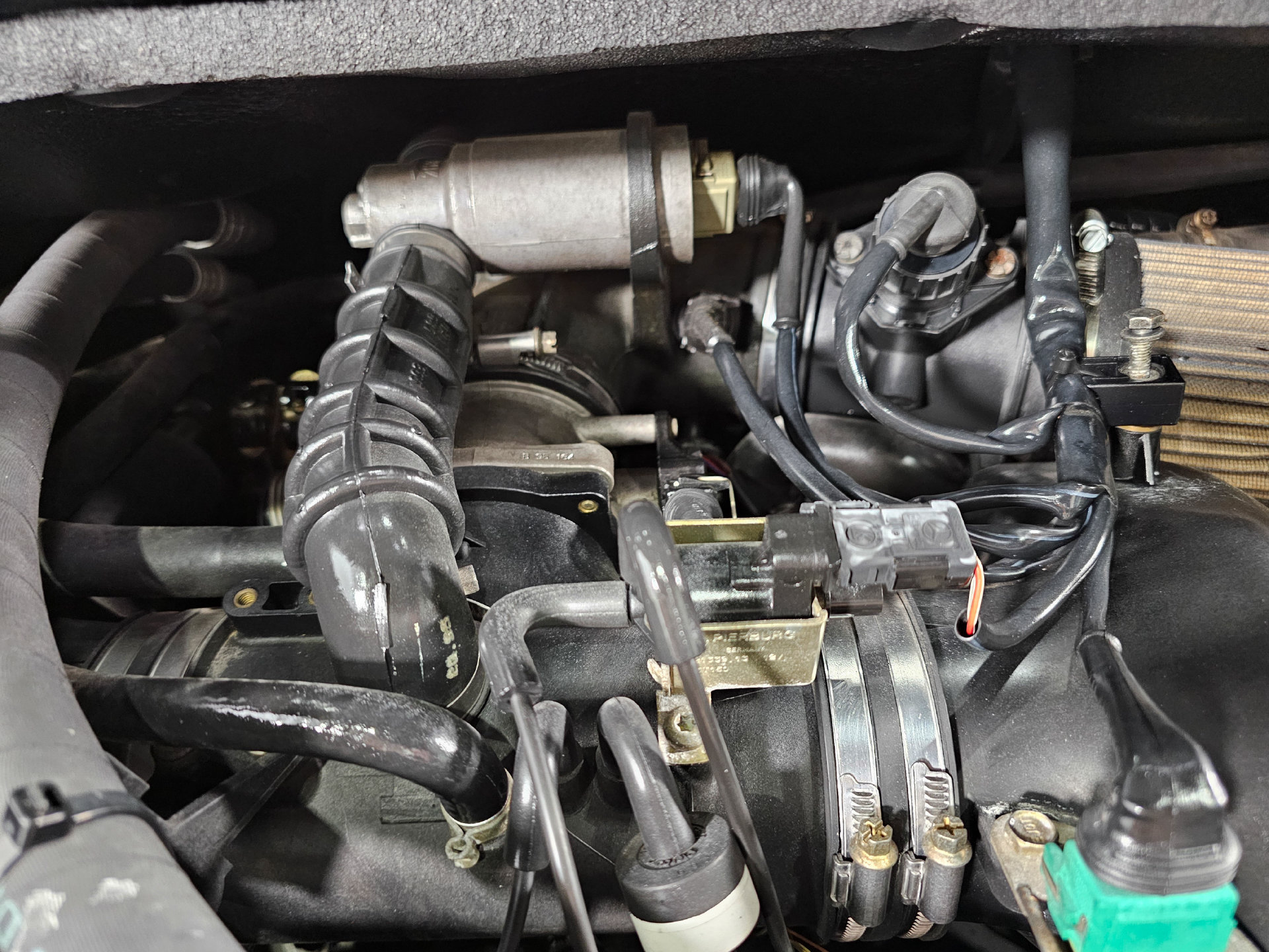 Used 1995 Porsche 911 Carrera RWD image 19