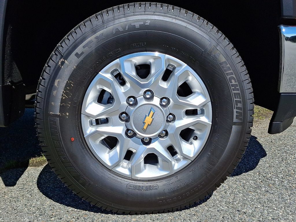 New 2026 Chevrolet Silverado 3500 LT w/ All Star Edition AWD/4WD image 5