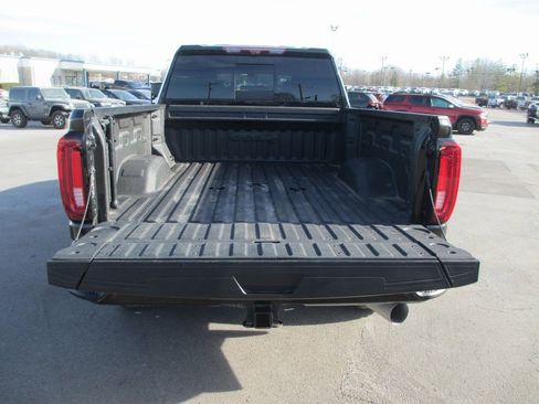 Certified 2022 GMC Sierra 2500 AT4 w/ AT4 Preferred Package image 7