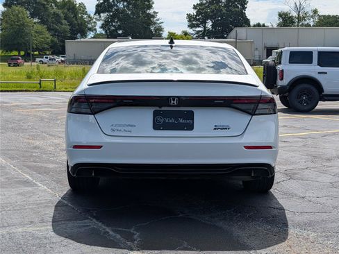 Used 2024 Honda Accord Sport image 4
