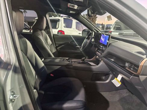 New 2026 Toyota Grand Highlander AWD Hybrid image 18