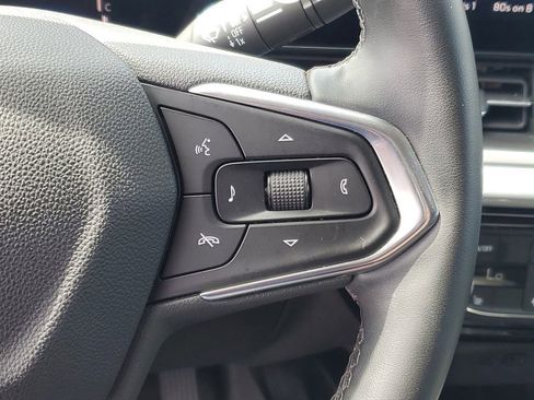 Used 2024 Chevrolet Trax LT w/ Driver Confidence Package FWD image 13