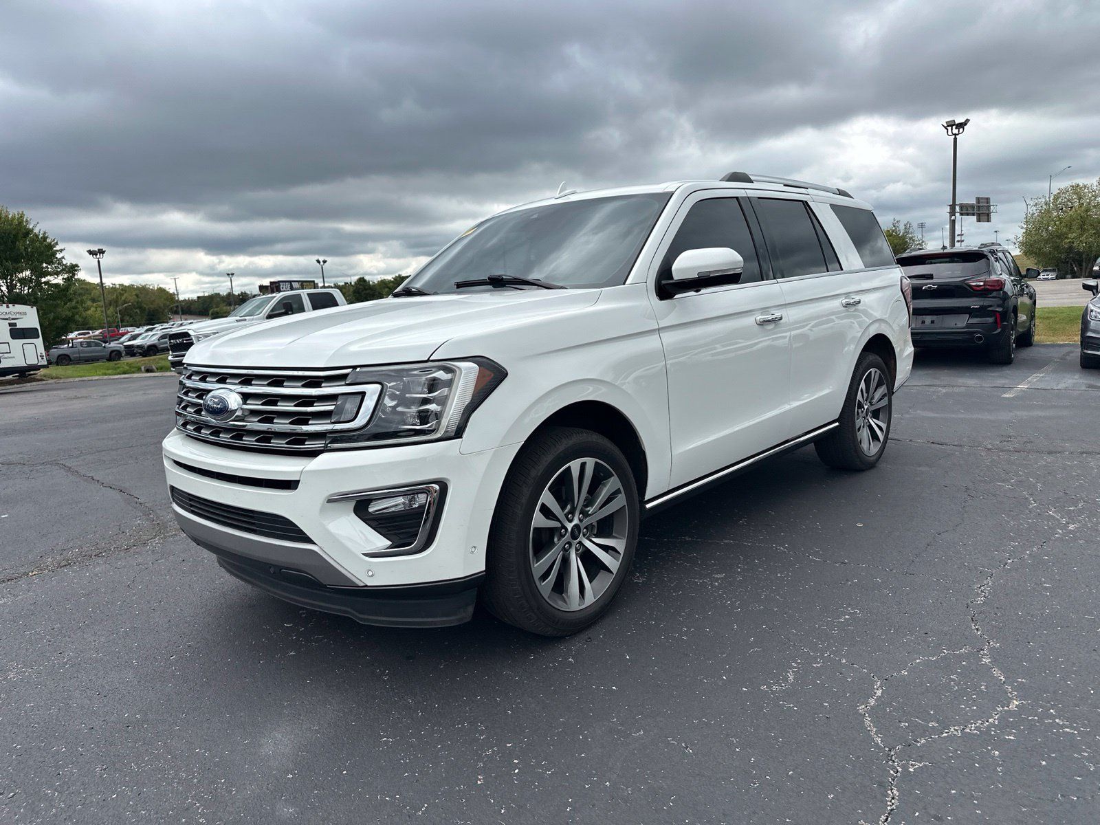 Used 2021 Ford Expedition Limited RWD image 1