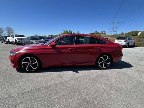Used 2018 Honda Accord Sport image 6