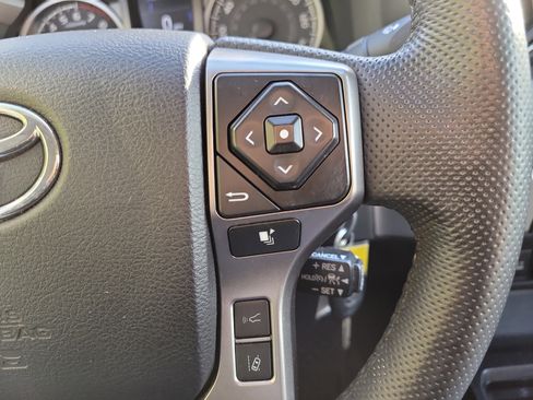 Used 2022 Toyota Tacoma SR5 image 29