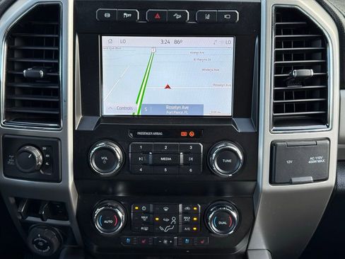 Used 2021 Ford F250 Lariat w/ Lariat Ultimate Package image 13