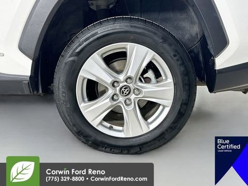 Used 2021 Toyota RAV4 XLE w/ Convenience Package AWD/4WD image 34
