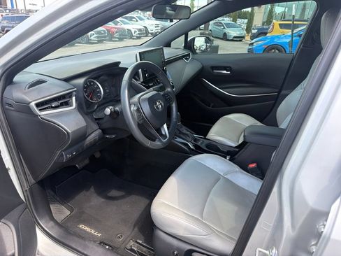 Used 2020 Toyota Corolla SE FWD image 8