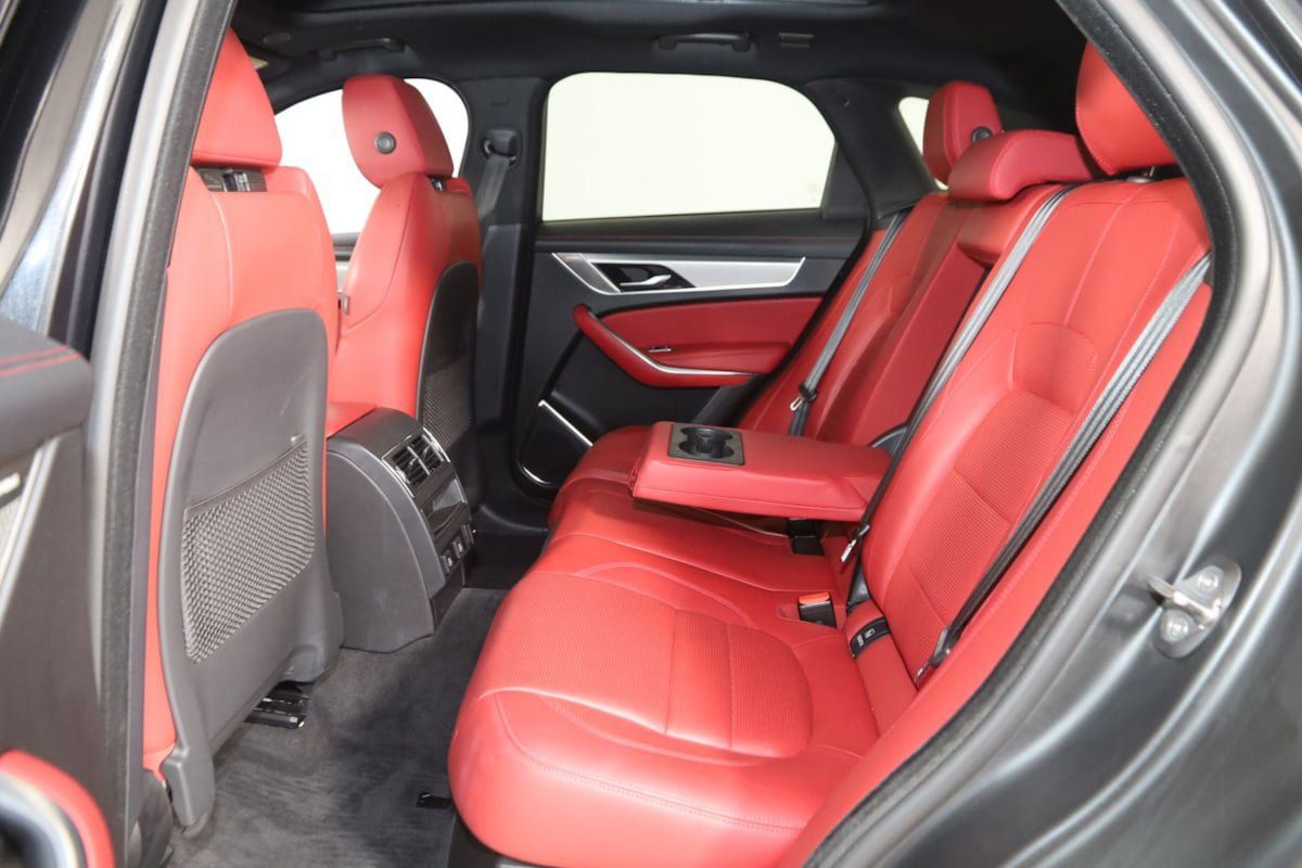 Used 2024 Jaguar F-PACE R-Dynamic S AWD/4WD image 49