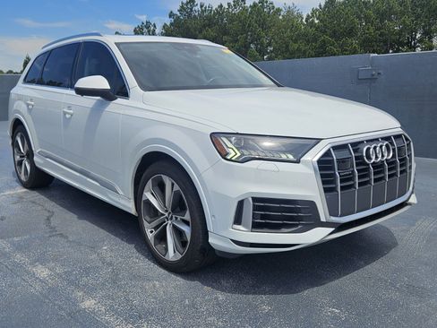 Used 2020 Audi Q7 3.0T Prestige w/ Prestige Package AWD/4WD image 2