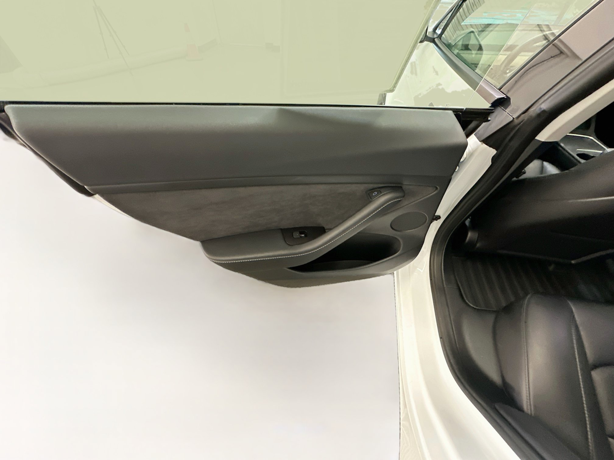 Used 2023 Tesla Model 3 Standard Range RWD image 25