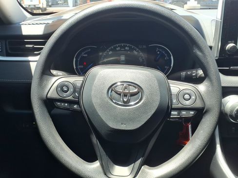 Certified 2024 Toyota RAV4 LE AWD/4WD image 12