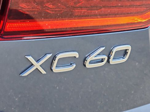 Used 2026 Volvo XC60 B5 Plus w/ Protection Package Premier AWD/4WD image 26