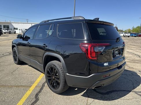 Certified 2023 GMC Acadia SLT w/ Elevation Edition AWD/4WD image 4